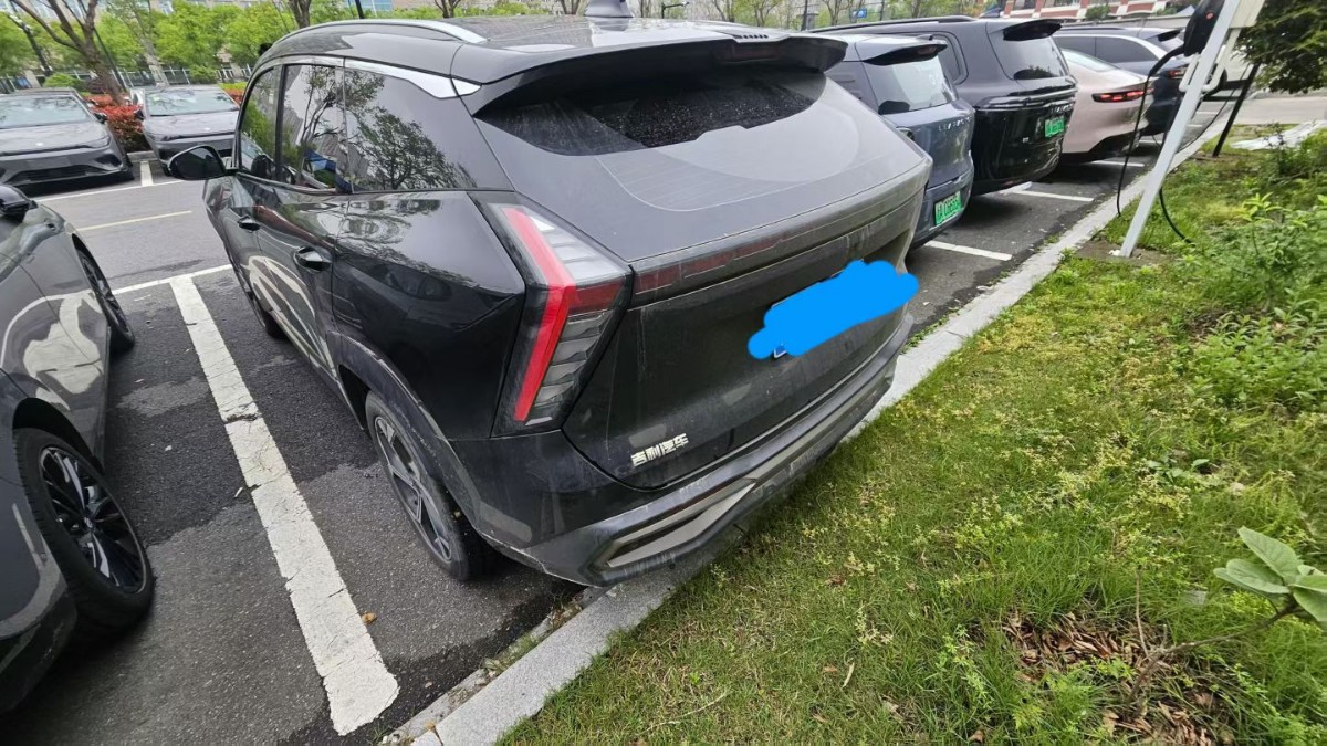 GEELY Boyue L 2023 car image #7