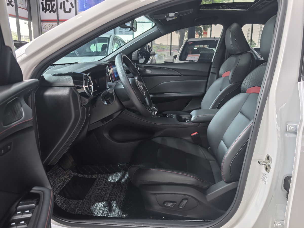 MG 5 2025 car image #6
