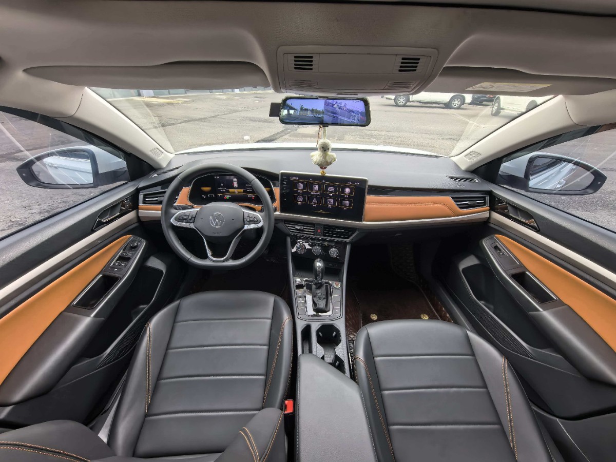 Volkswagen Bora 2023 car image #4