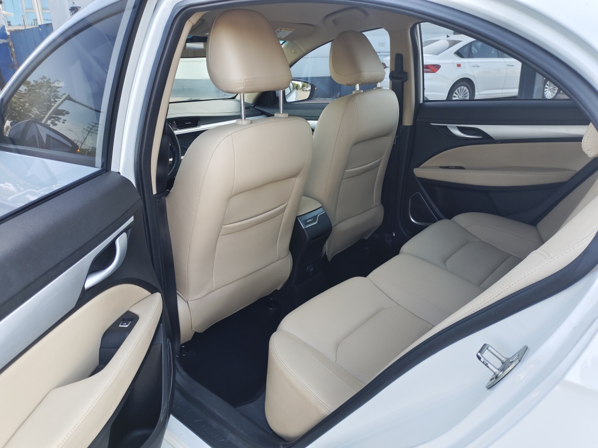 GEELY Emgrand 2018 #8 GEELY Emgrand 2018 car image #8