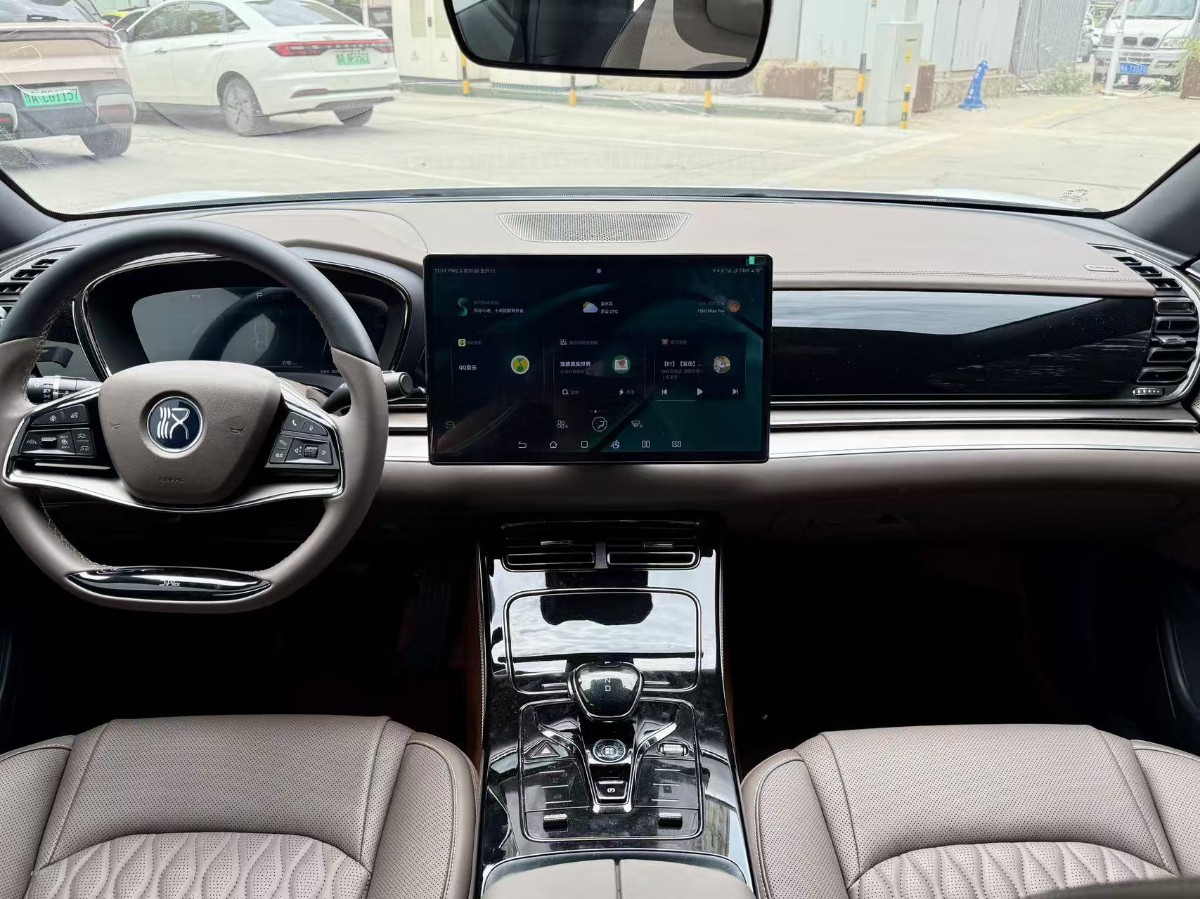 BYD Han 2024 immagine di auto #4