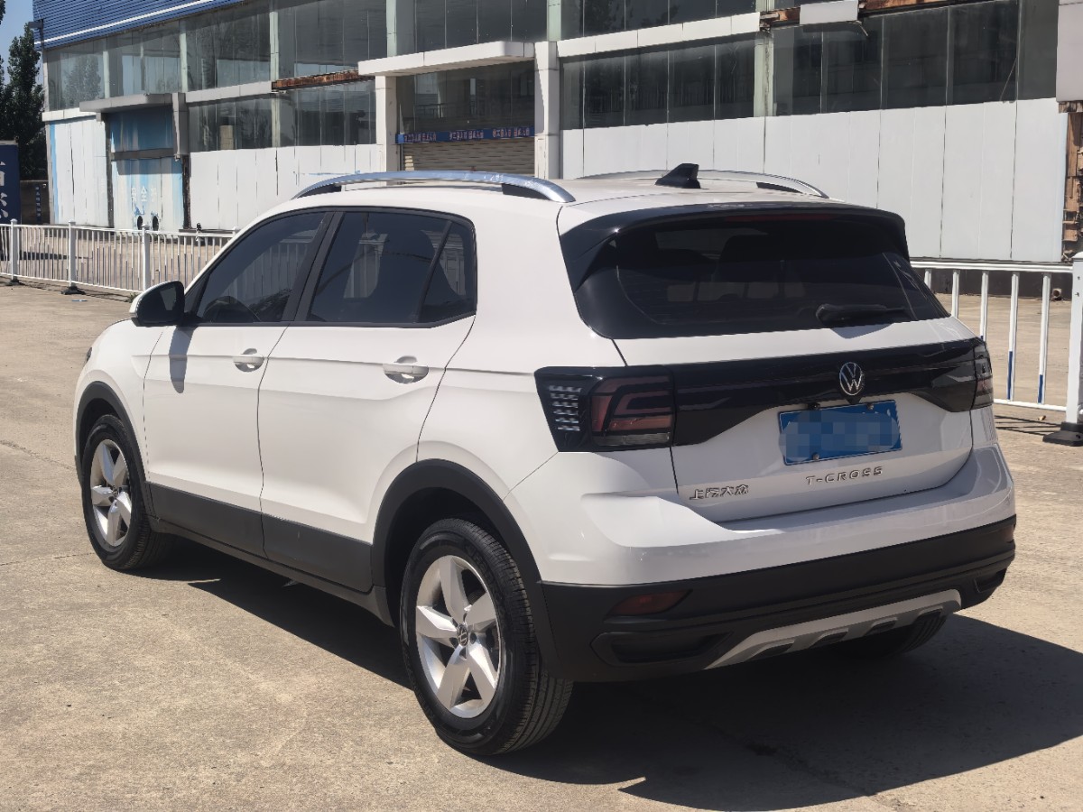 Volkswagen T-Cross 2022 car image #6