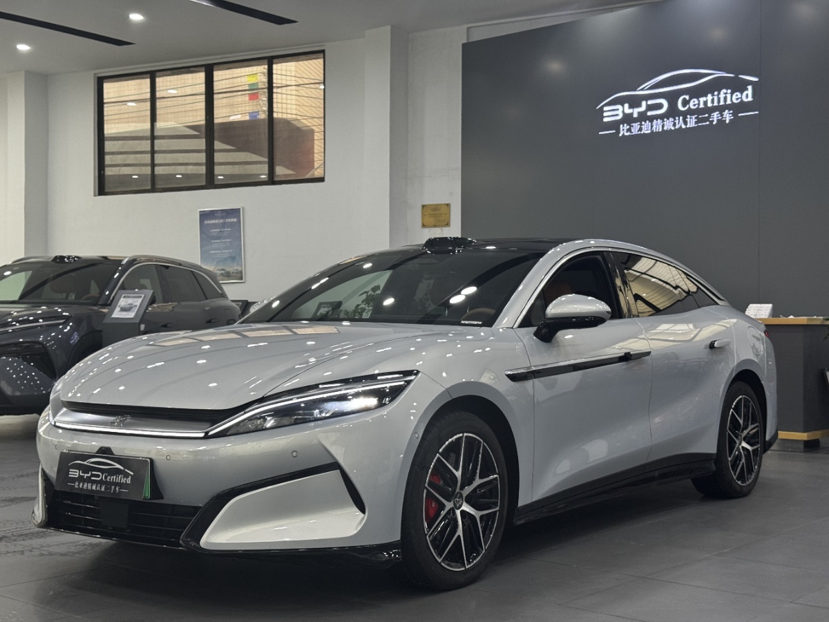 BYD HanL 2025 BYD HanL 2025 صورة سيارة