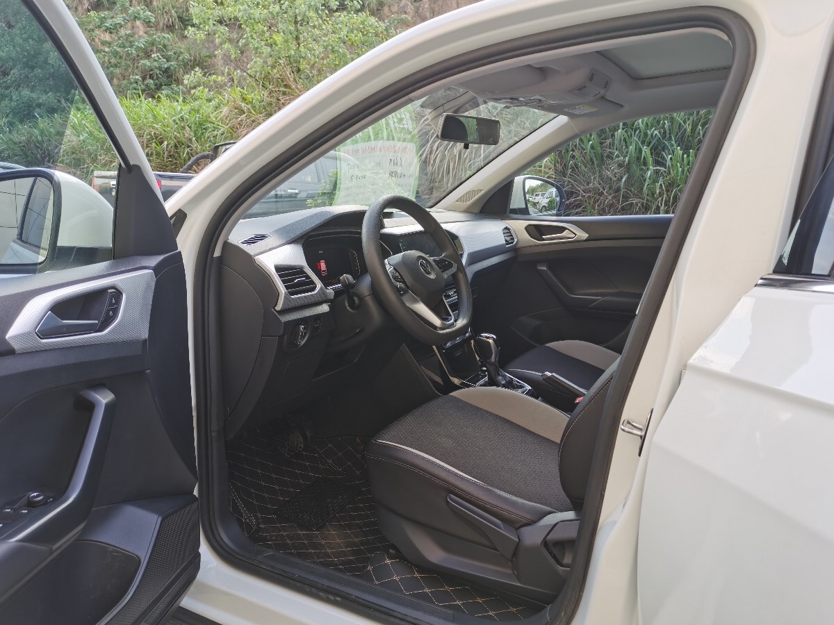 Volkswagen Tacqua 2023 car image #8