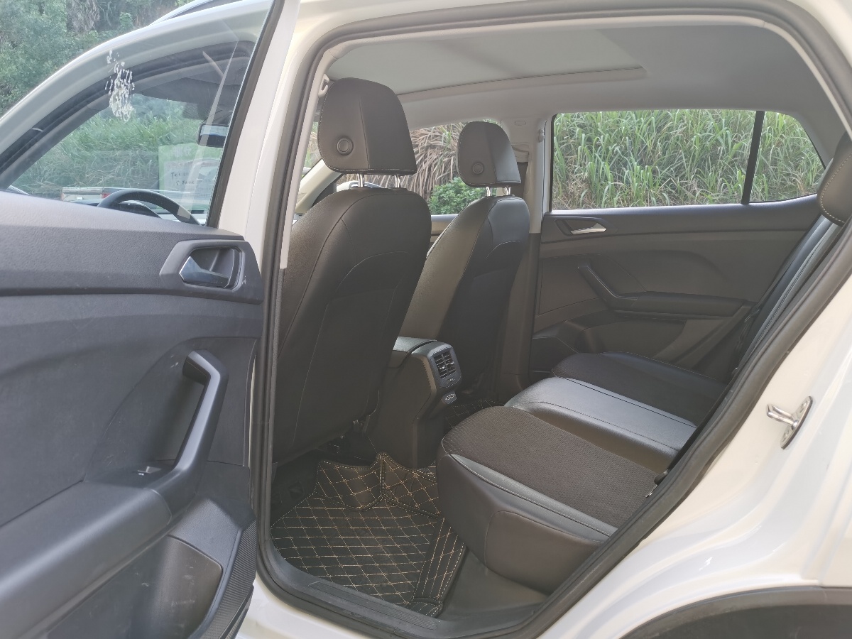 Volkswagen Tacqua 2023 car image #9