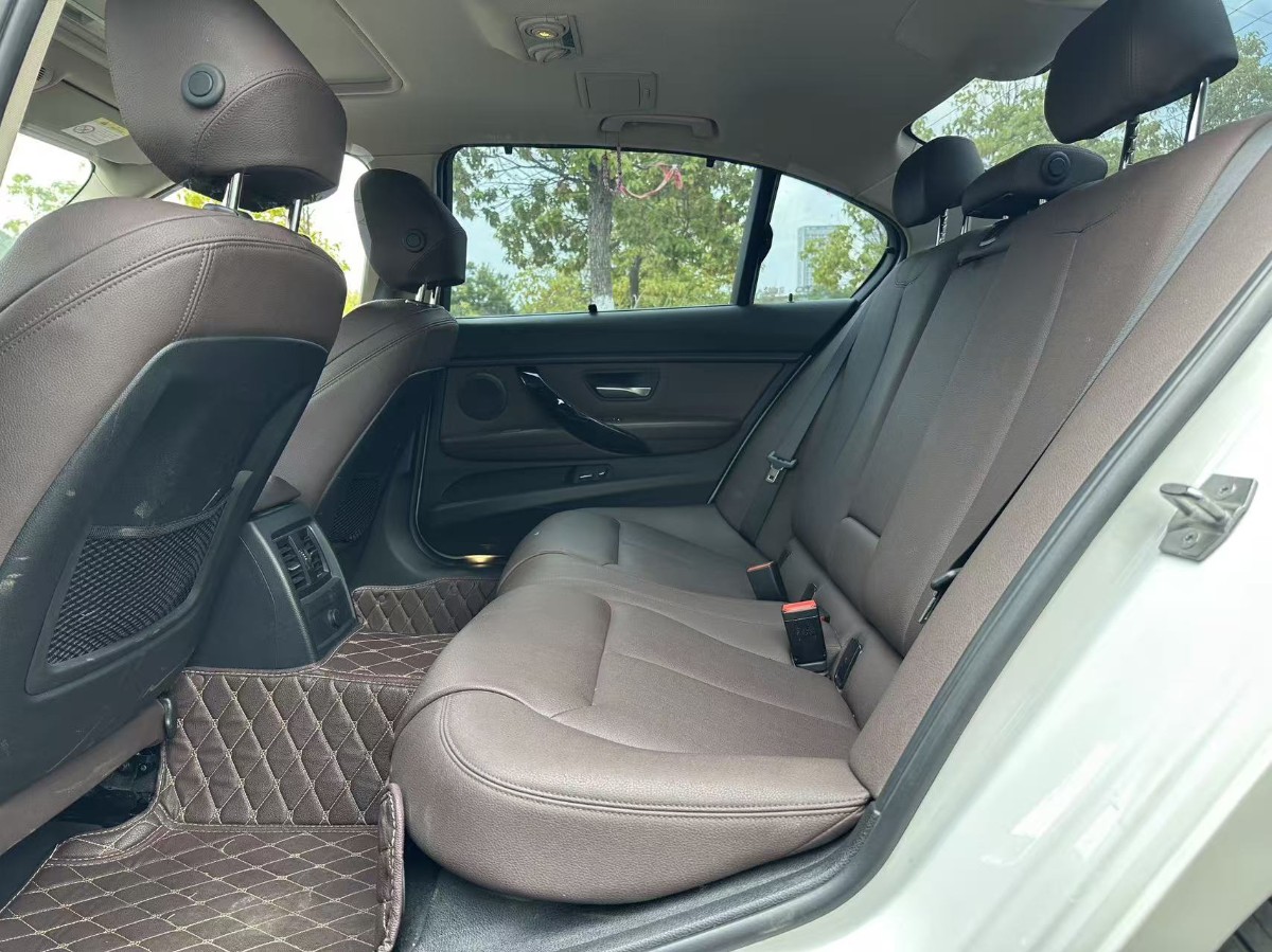 BMW 3 Series 2019 #5 BMW 3 Series 2019 car image #5