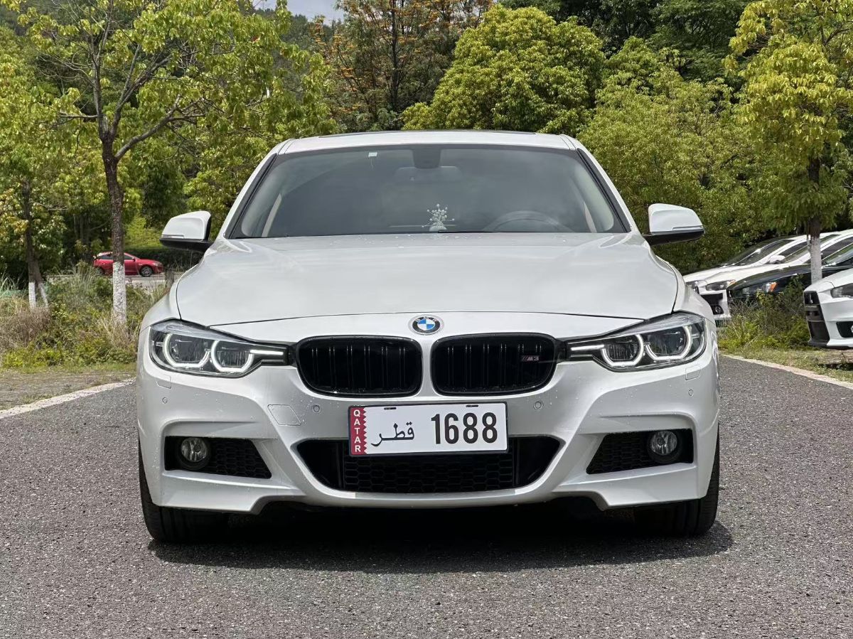 BMW 3 Series 2019 #2 BMW 3 Series 2019 car image #2