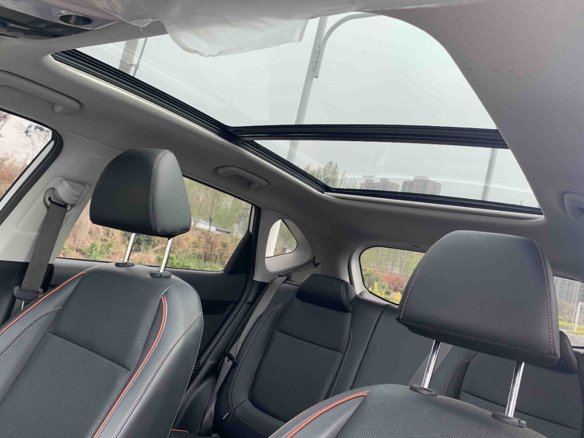Kia Seltos 2024 car image #7