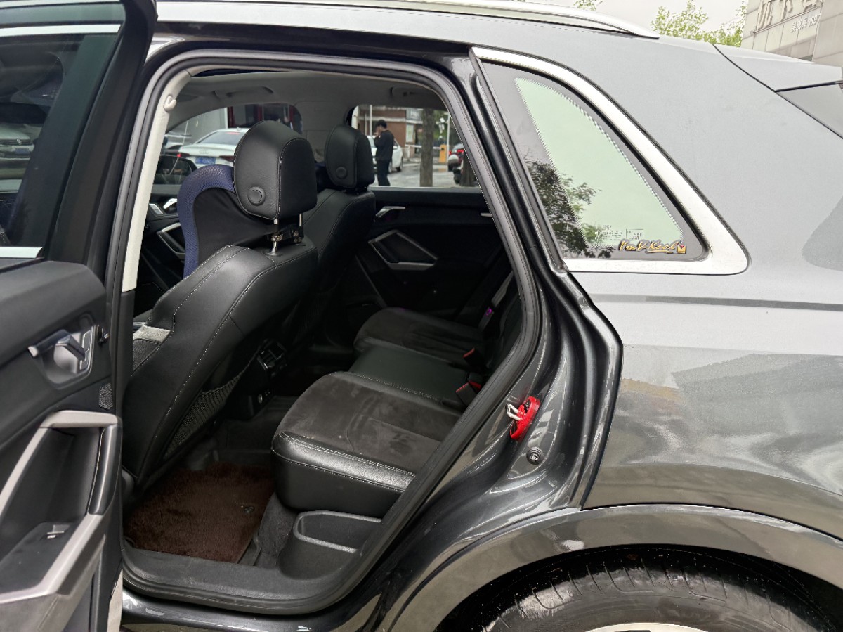 Audi Q3 2019 #8 Audi Q3 2019 car image #8