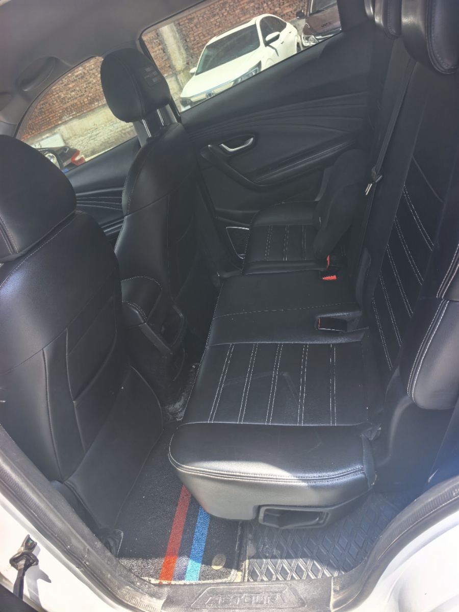 Jetour X70M 2022 car image #5