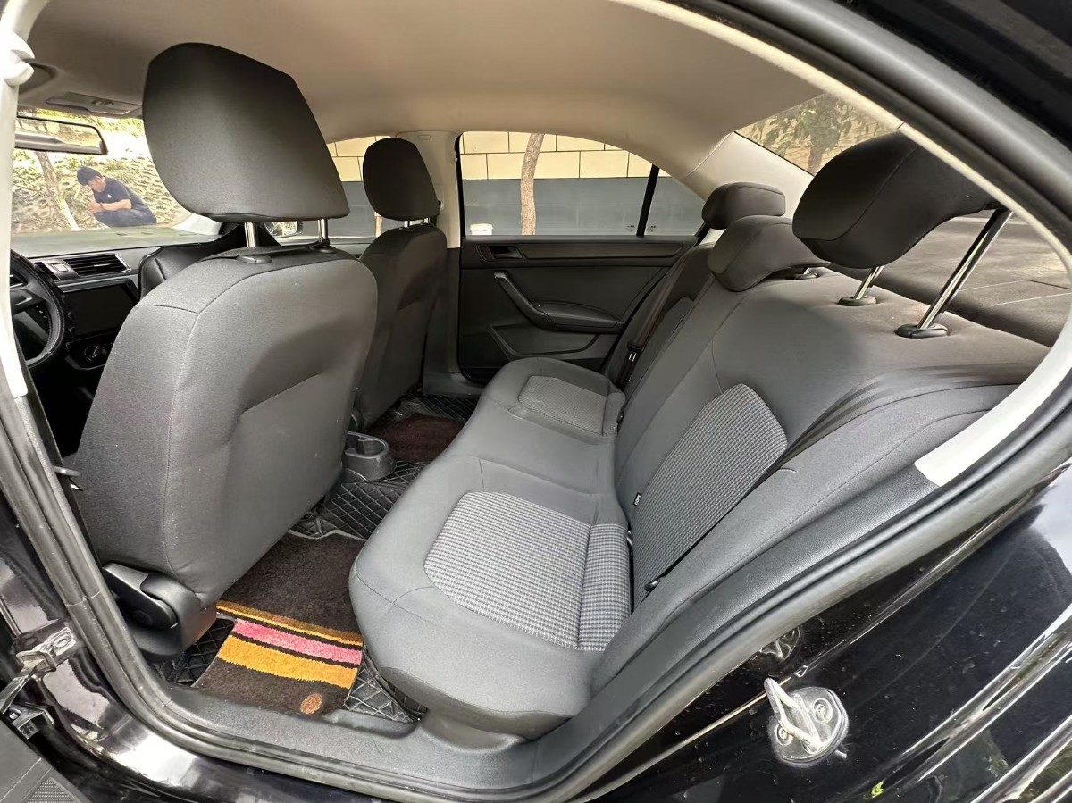 Volkswagen Santana 2020 car image #6