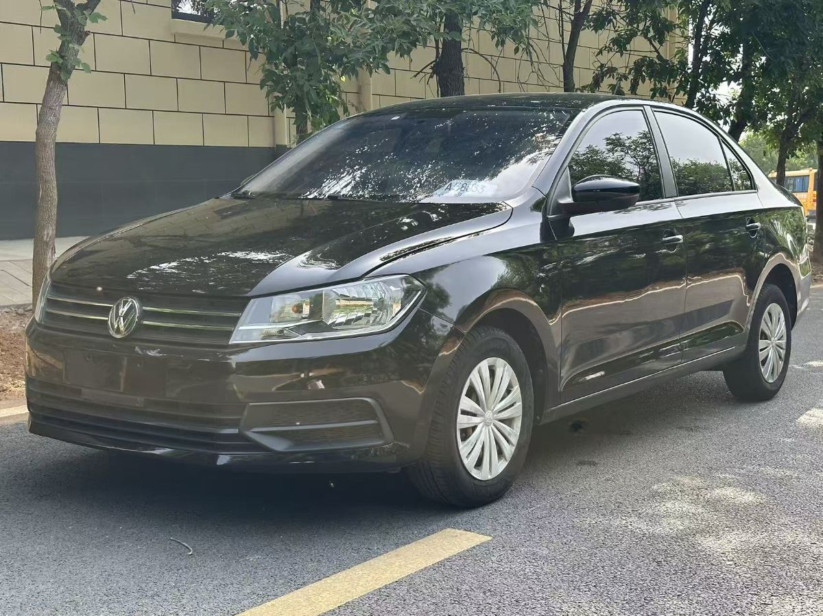 Volkswagen Santana 2020 car image #2