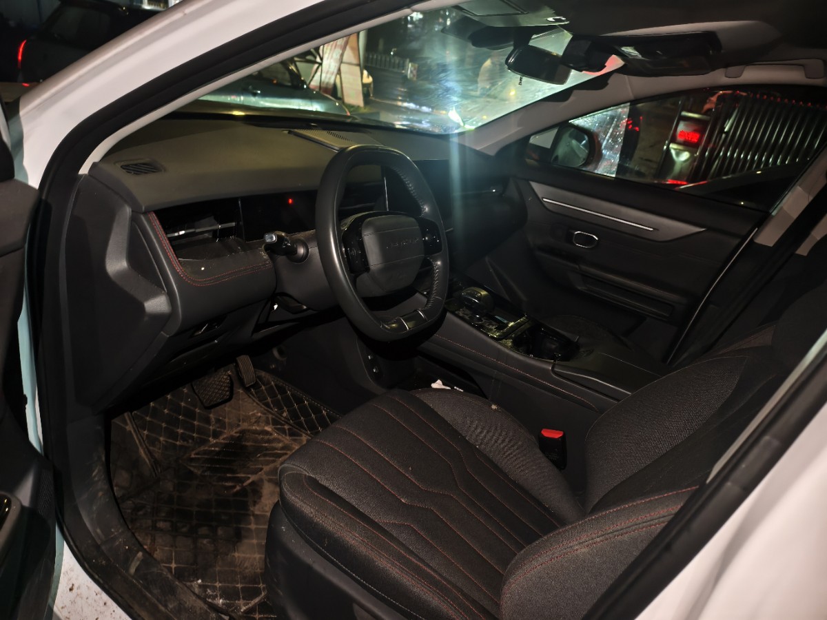 Jetour X70 PLUS 2024 car image #6