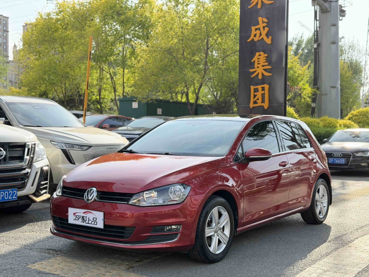 Volkswagen Golf 2015 Volkswagen Golf 2015 car image