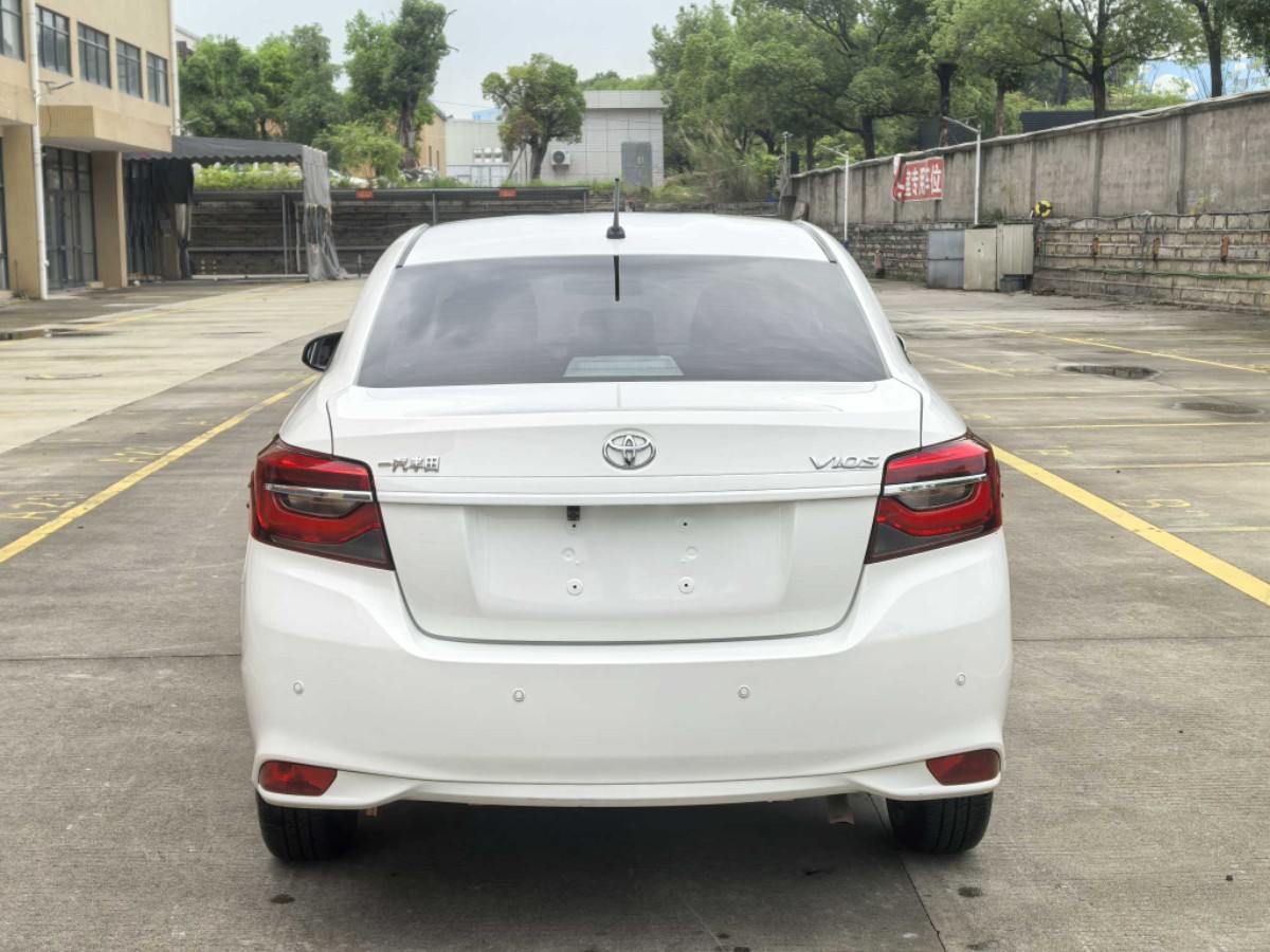 Toyota Vios 2023 car image #5