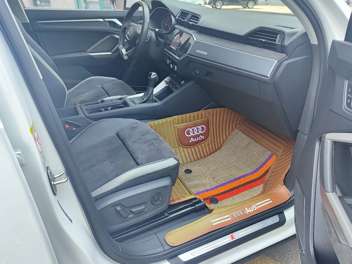 Audi Q3 2019 #6 Audi Q3 2019 car image #6