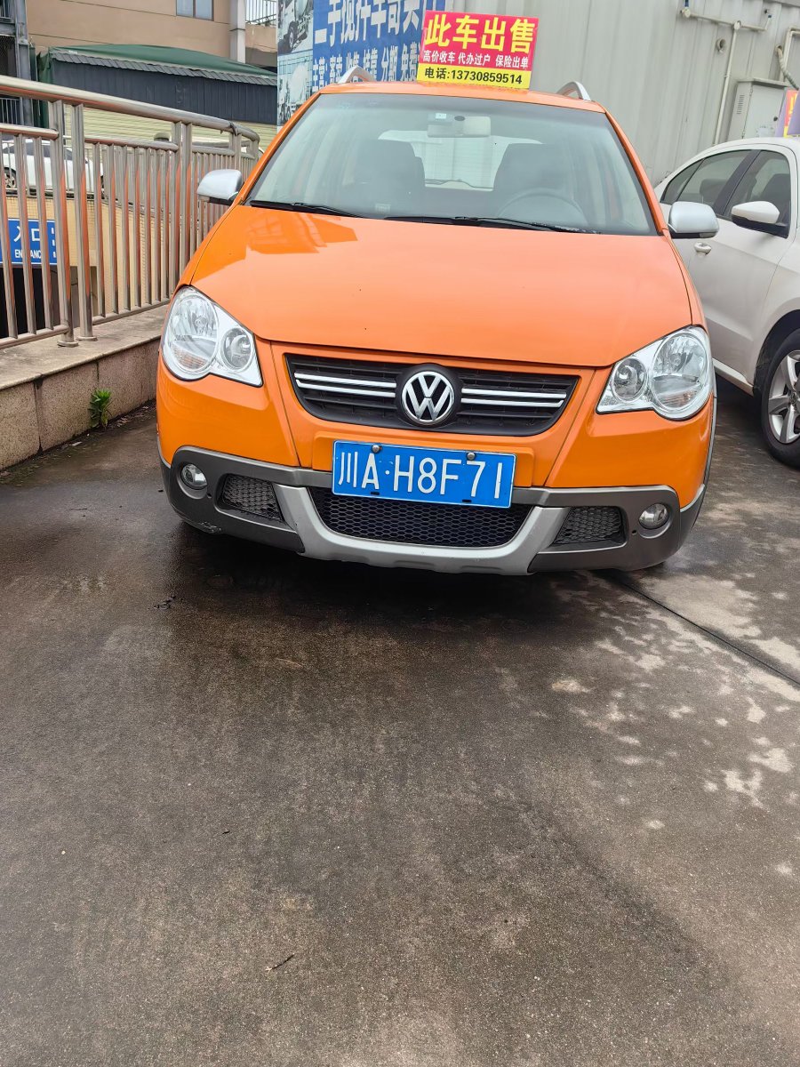 Volkswagen Polo 2010 Volkswagen Polo 2010 car image