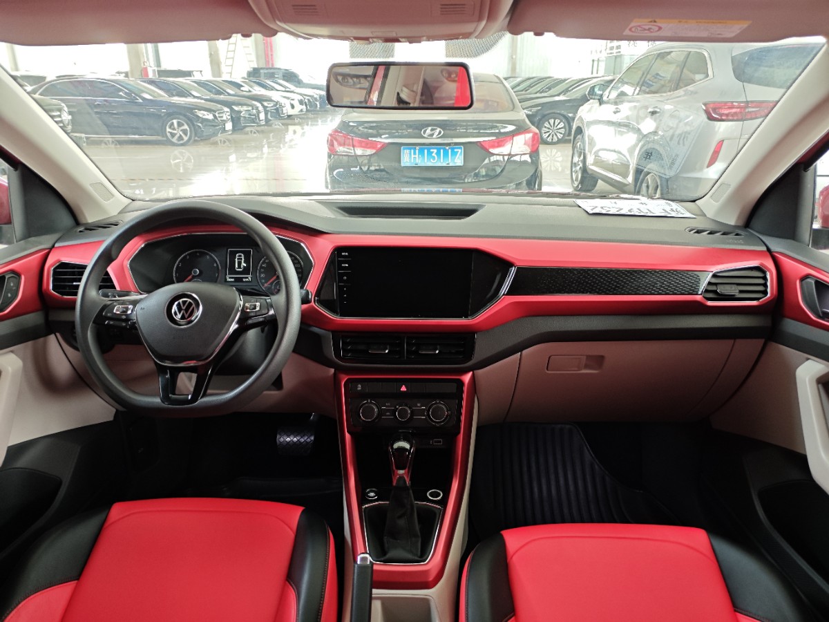 Volkswagen T-Cross 2021 imagem de carro #9