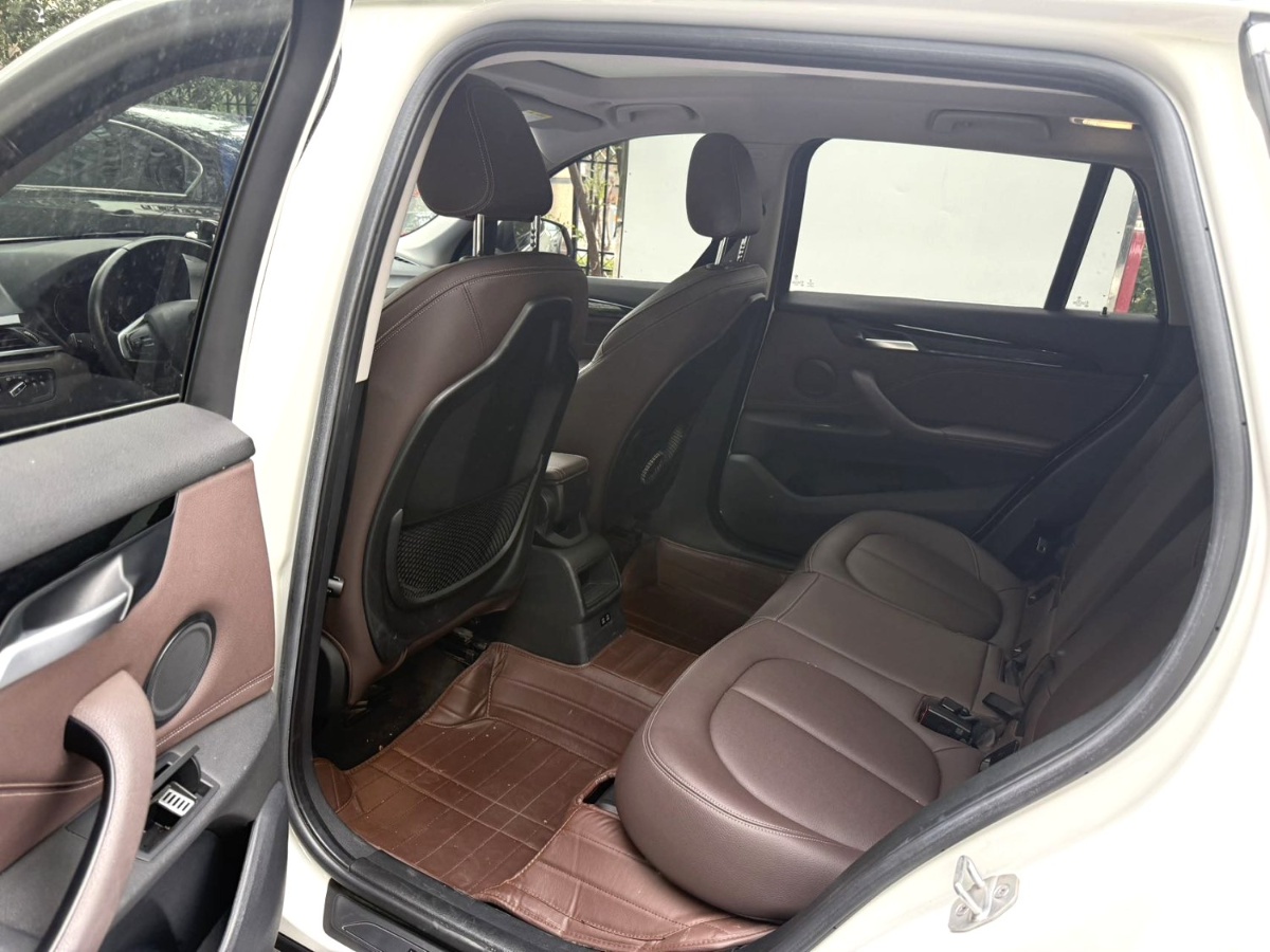 BMW X1 2020 car image #3