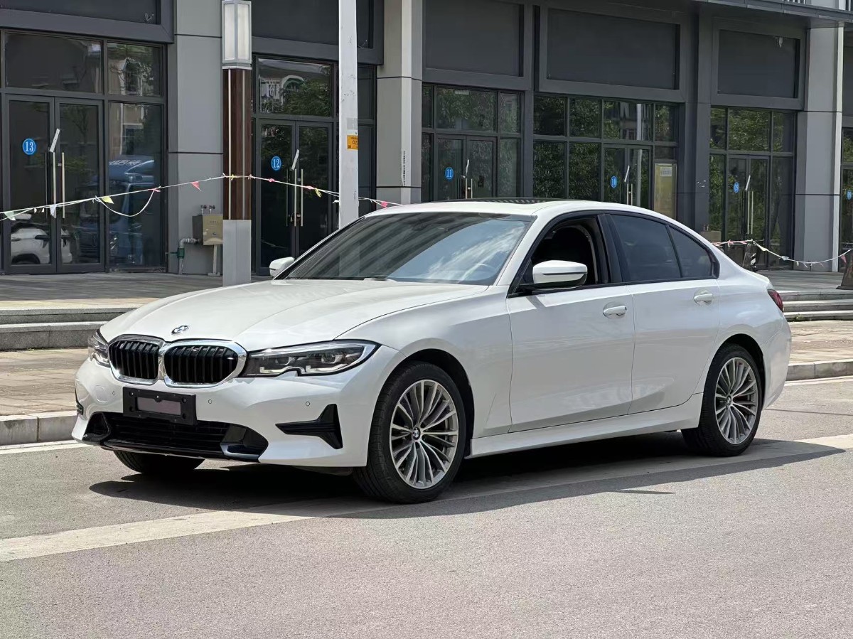 BMW 3 Series 2022 #3 BMW 3 Series 2022 car image #3