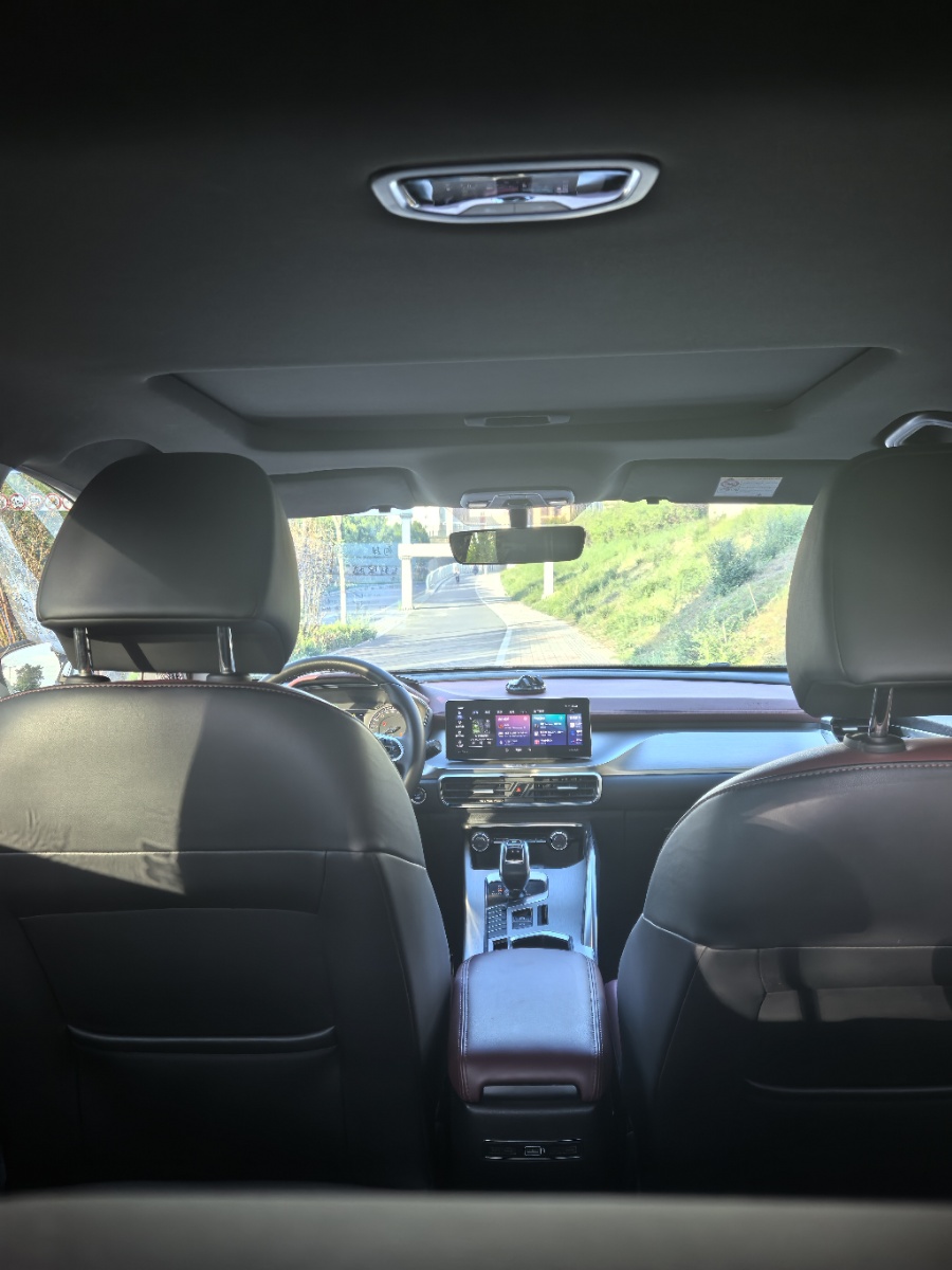 GEELY Coolray 2021 #6 GEELY Coolray 2021 car image #6