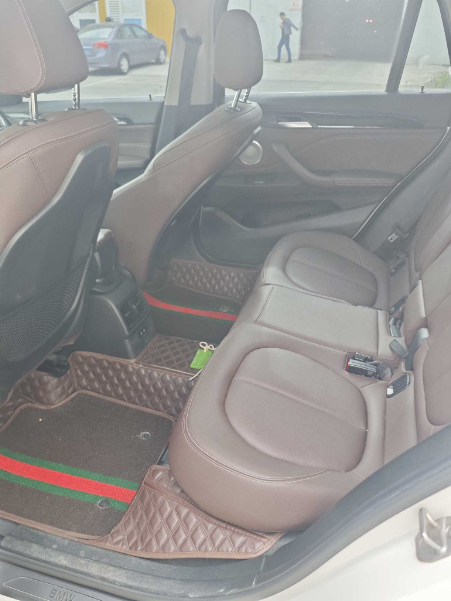 BMW X1 2021 car image #2