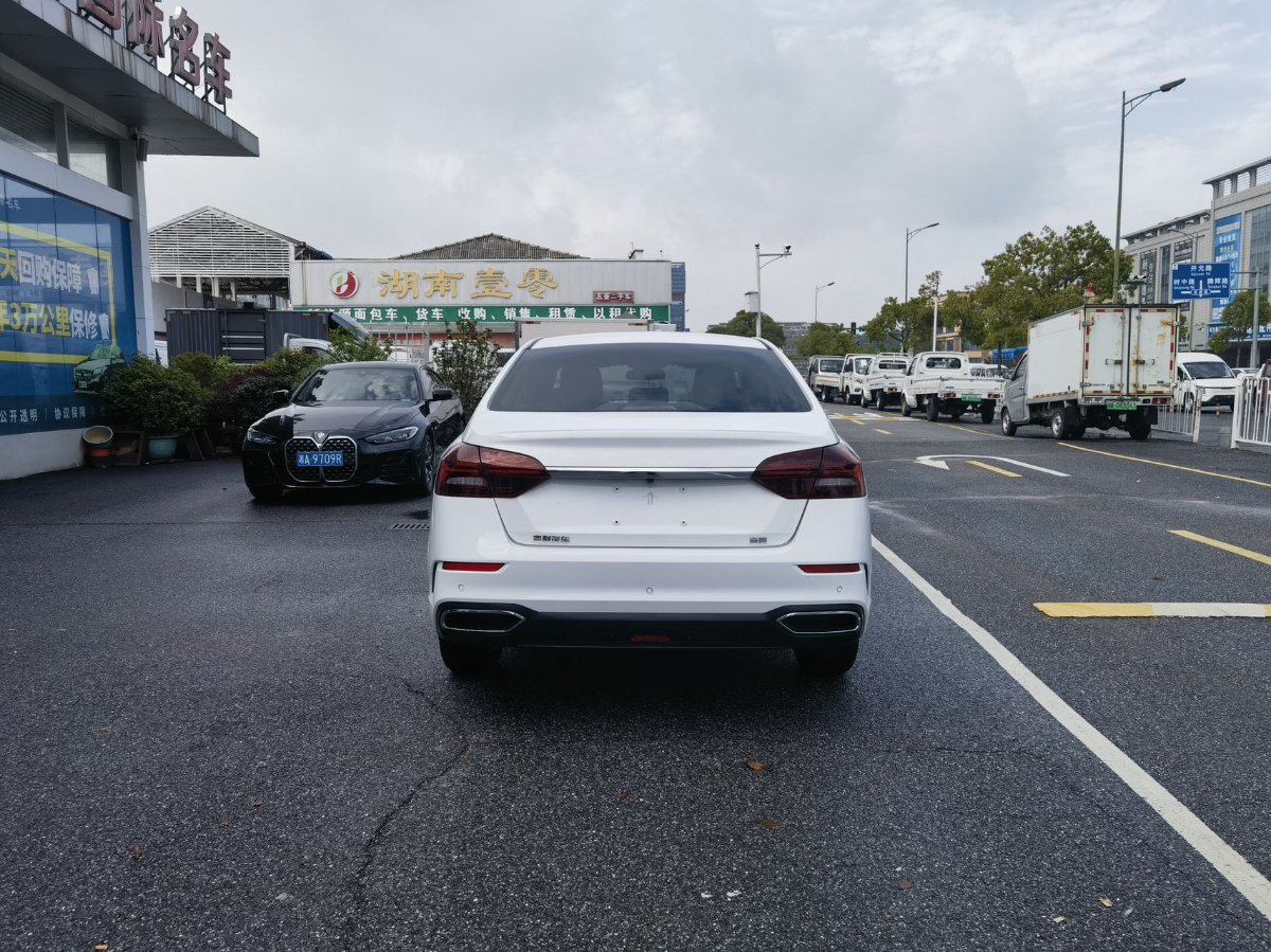 GEELY Emgrand 2022 car image #8