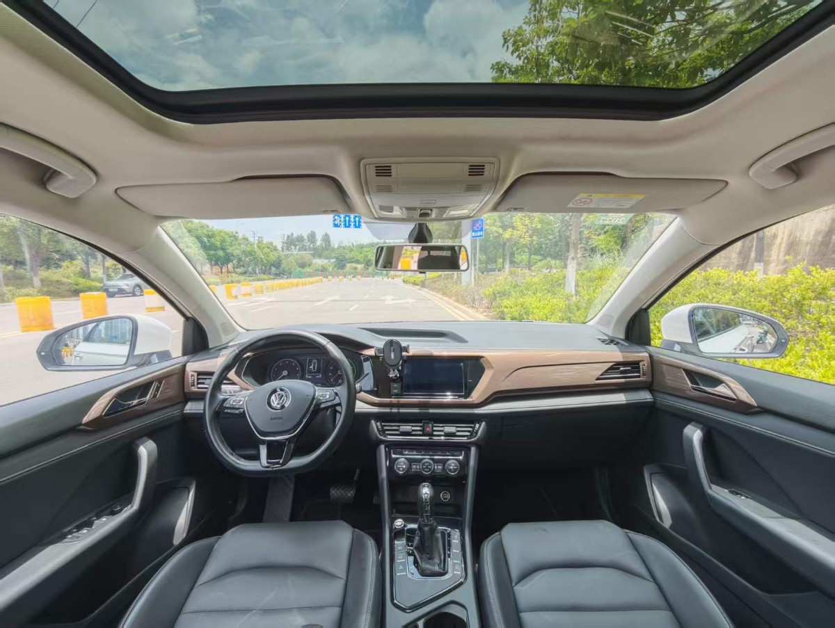 Volkswagen Tharu 2019 #5 Volkswagen Tharu 2019 image de voiture #5