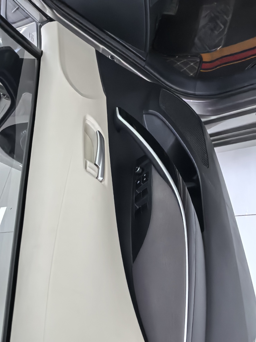 Toyota Corolla 2020 car image #14