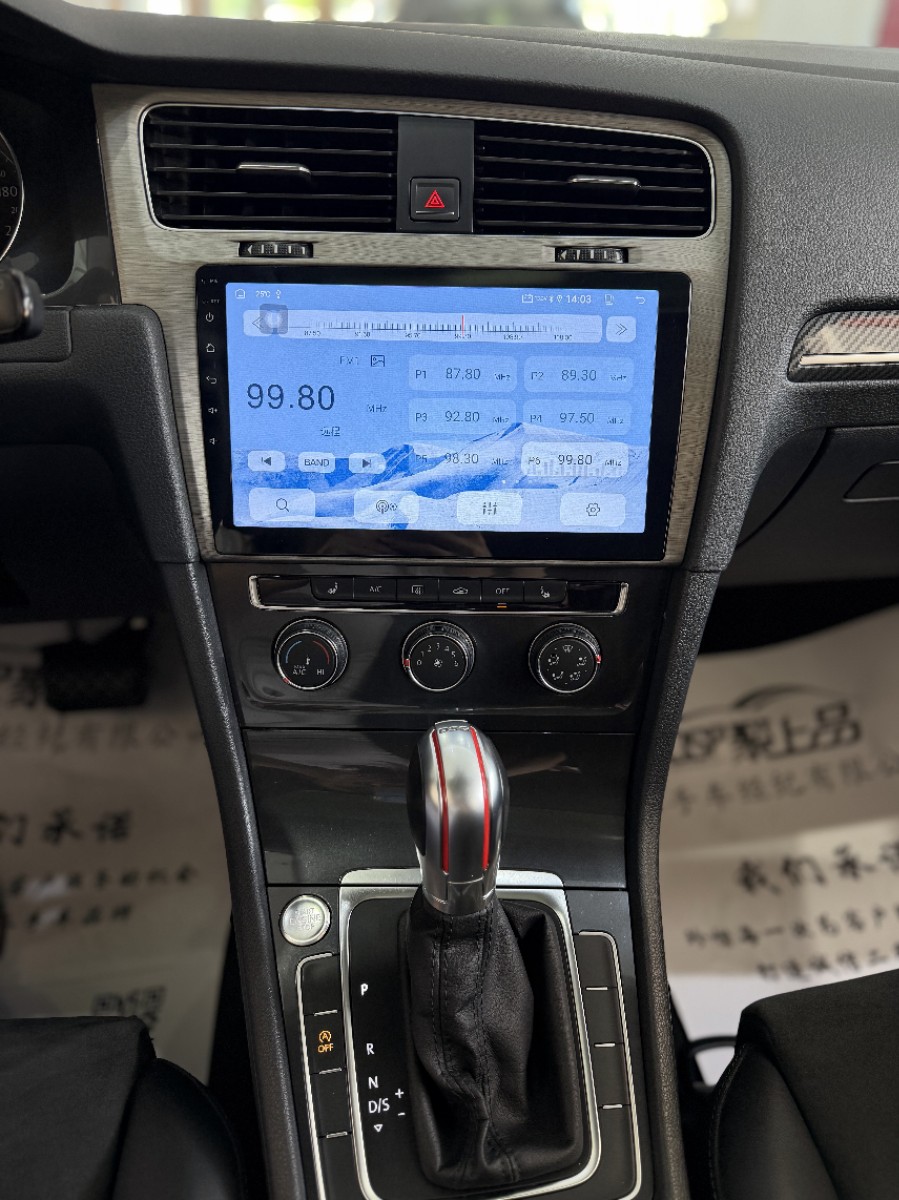Volkswagen Golf 2018 immagine di auto #12