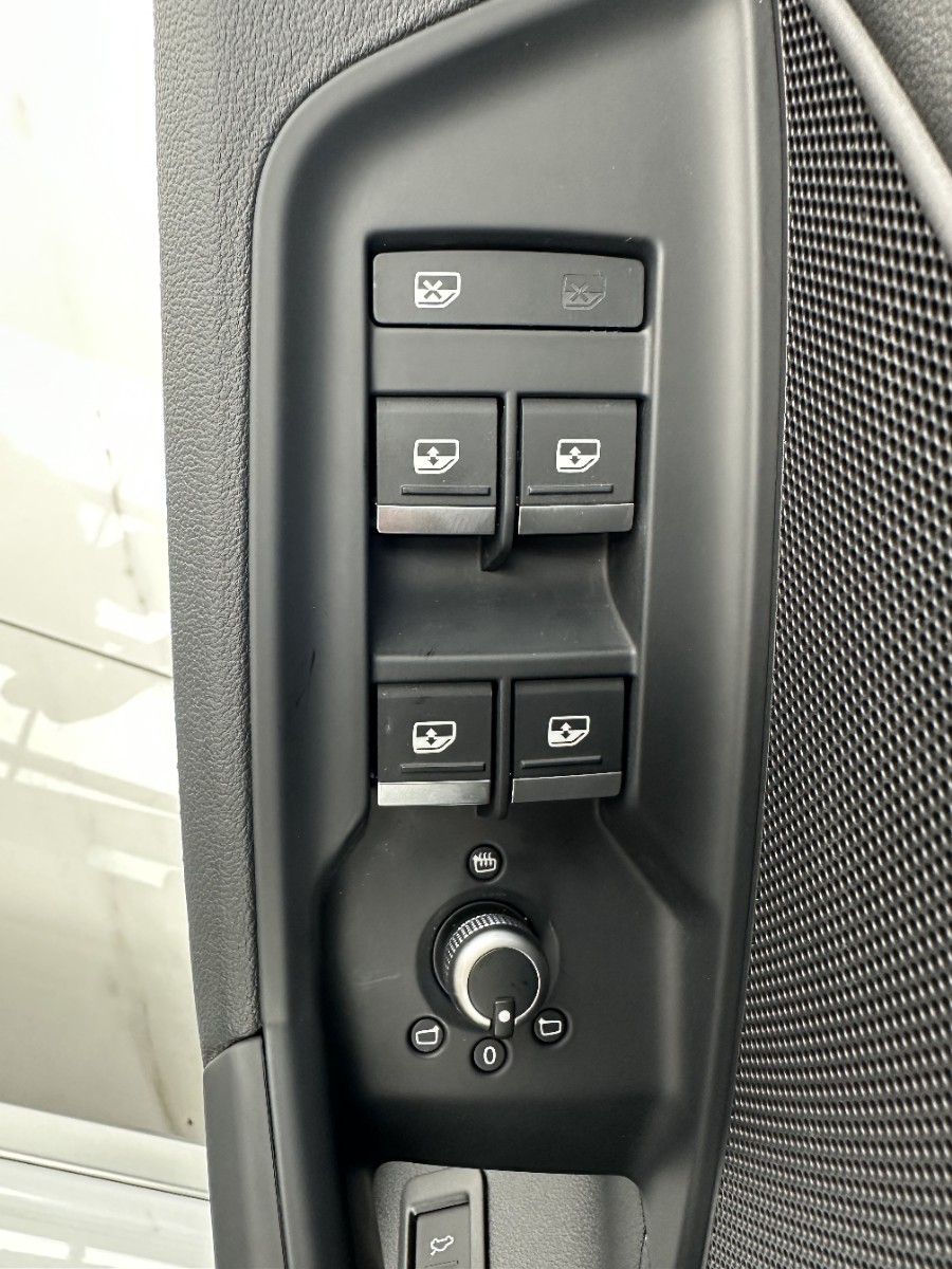 Audi A3 2023 car image #11