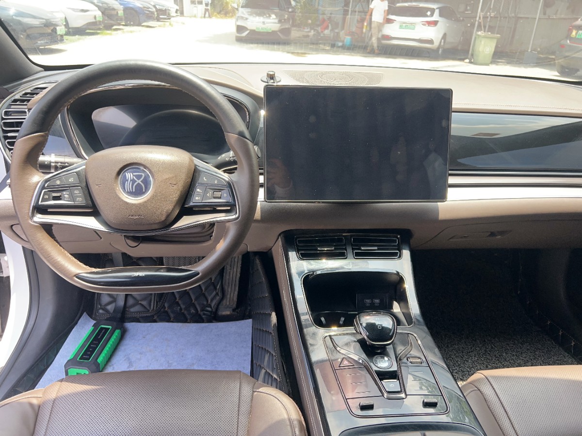 BYD Han 2021 car image #9