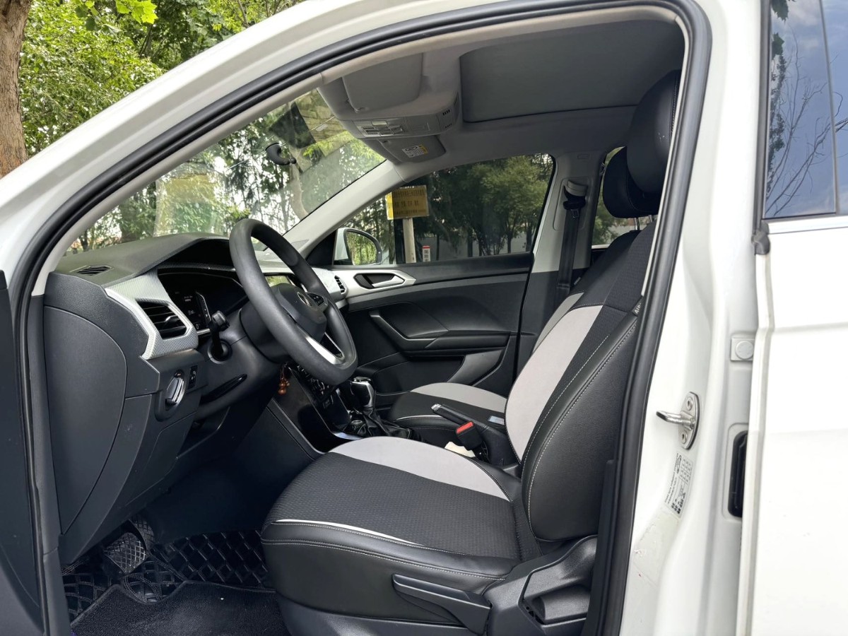 Volkswagen Tacqua 2021 car image #8
