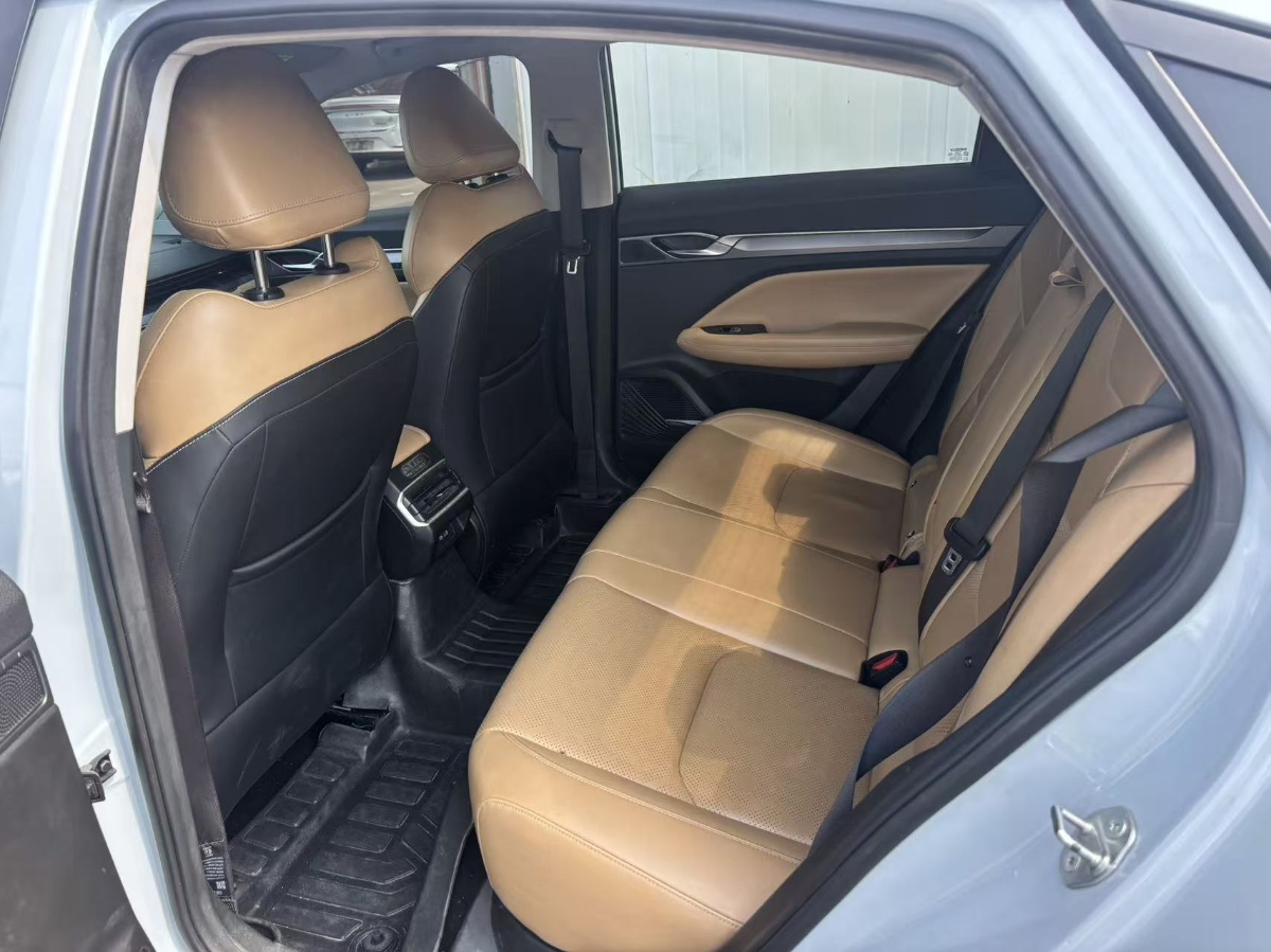 GEELY Emgrand L HiP 2024 car image #7