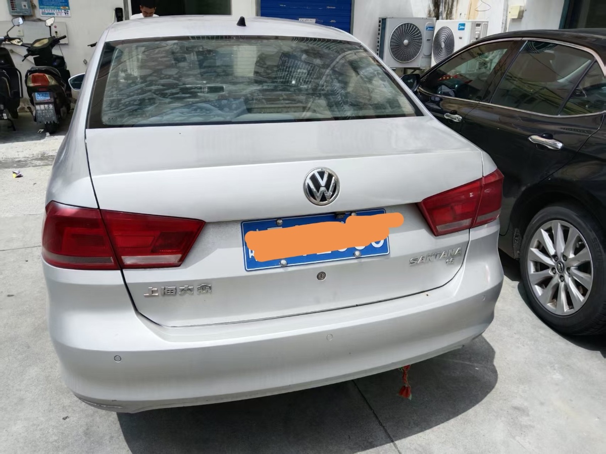 Volkswagen Santana 2015 car image #2