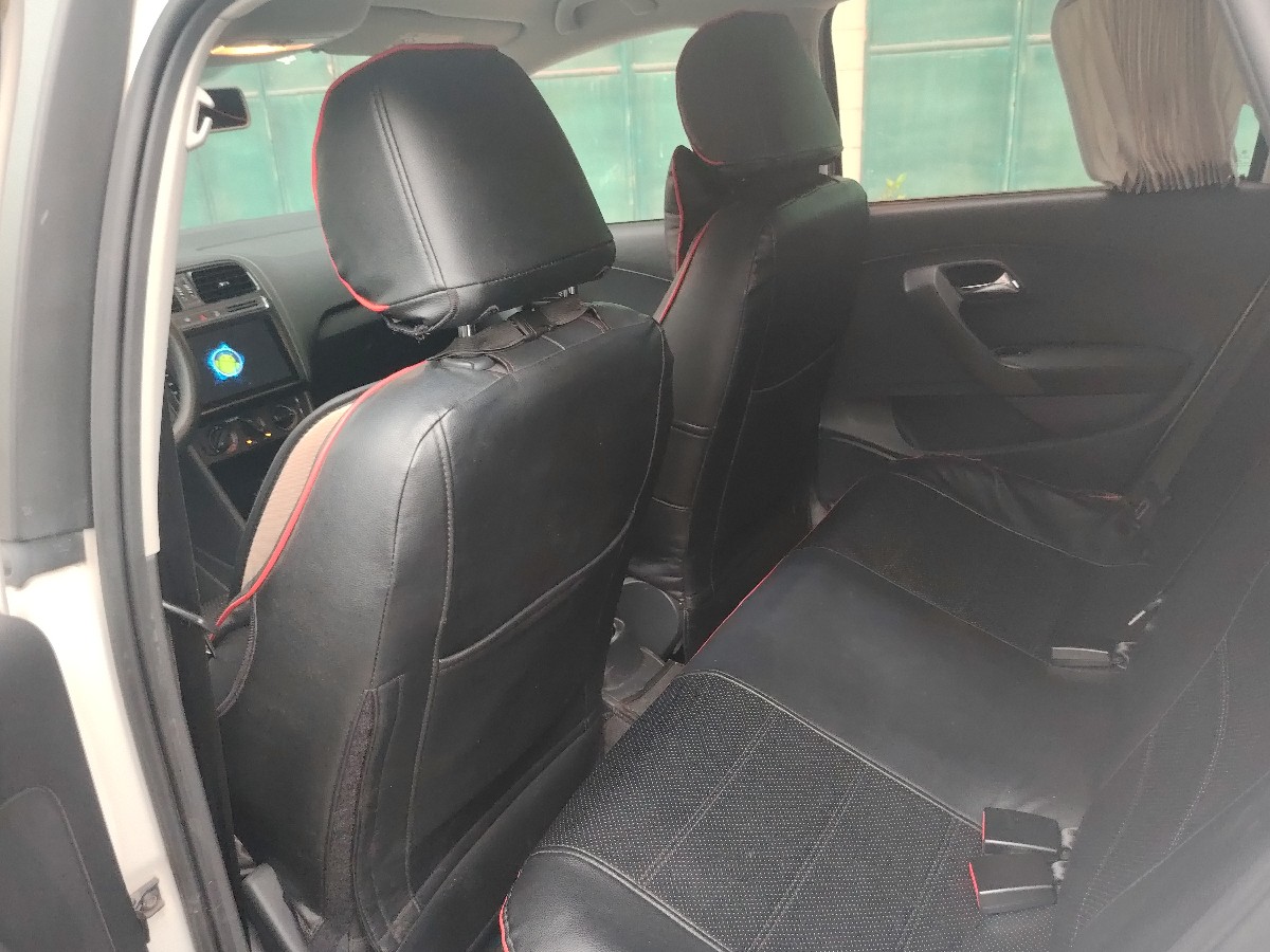 Volkswagen Polo 2018 car image #5