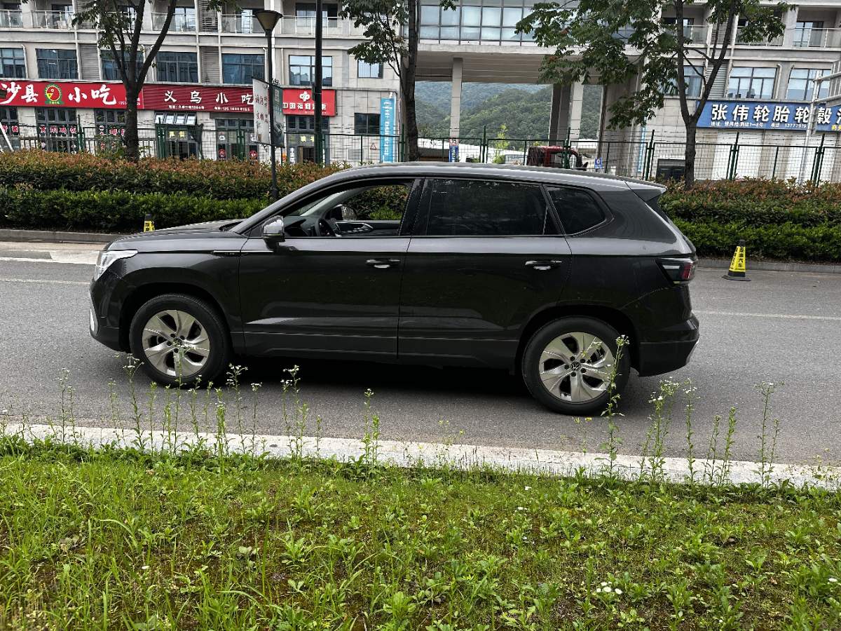 Volkswagen Tharu 2023 #3 Volkswagen Tharu 2023 car image #3