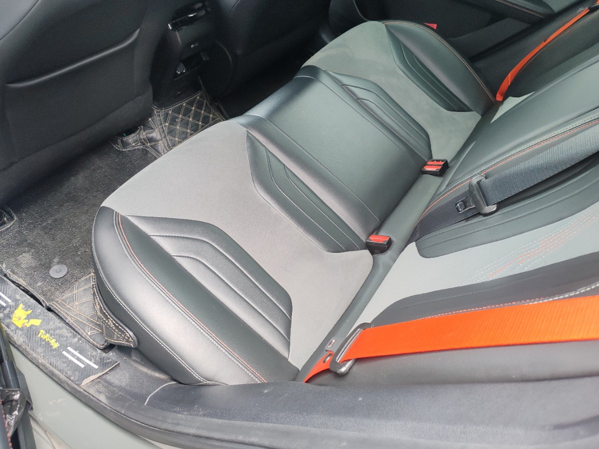 GEELY Binray 2022 image de voiture #3