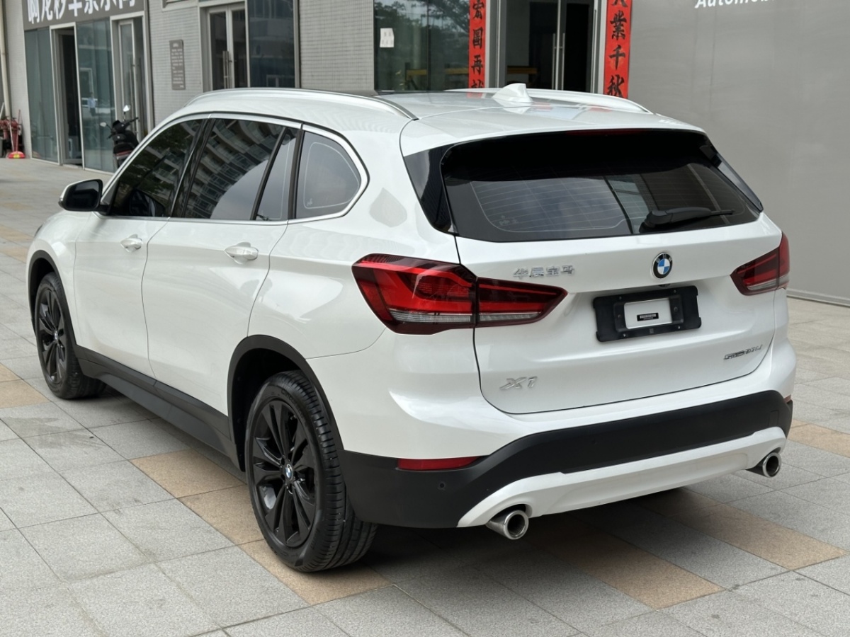 BMW X1 2021 #8 BMW X1 2021 صورة سيارة #8