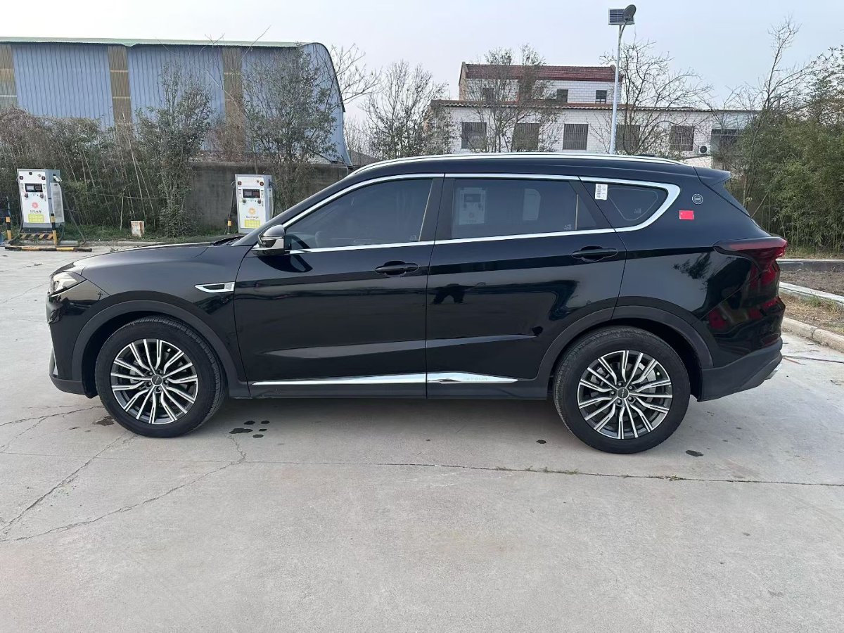 Jetour X70 PLUS 2025 car image #5