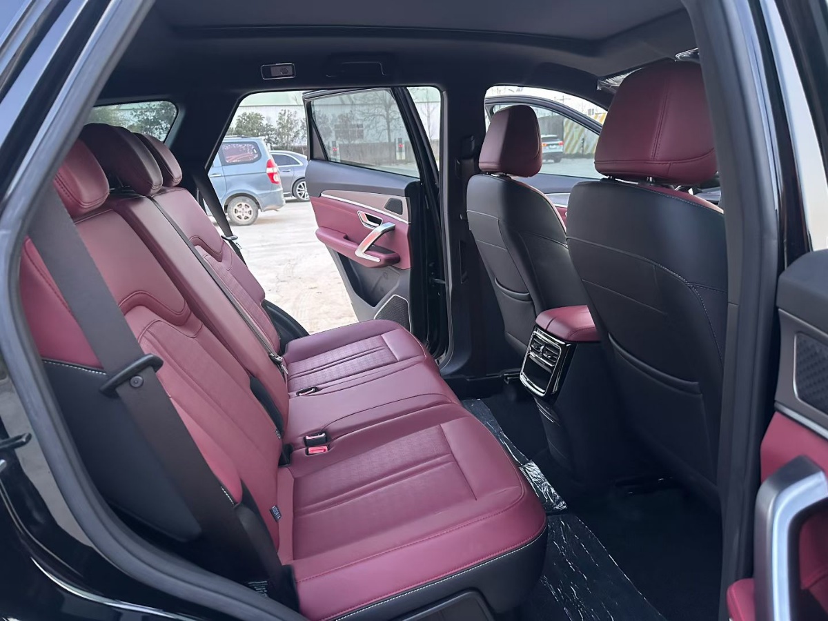 Jetour X70 PLUS 2025 car image #12