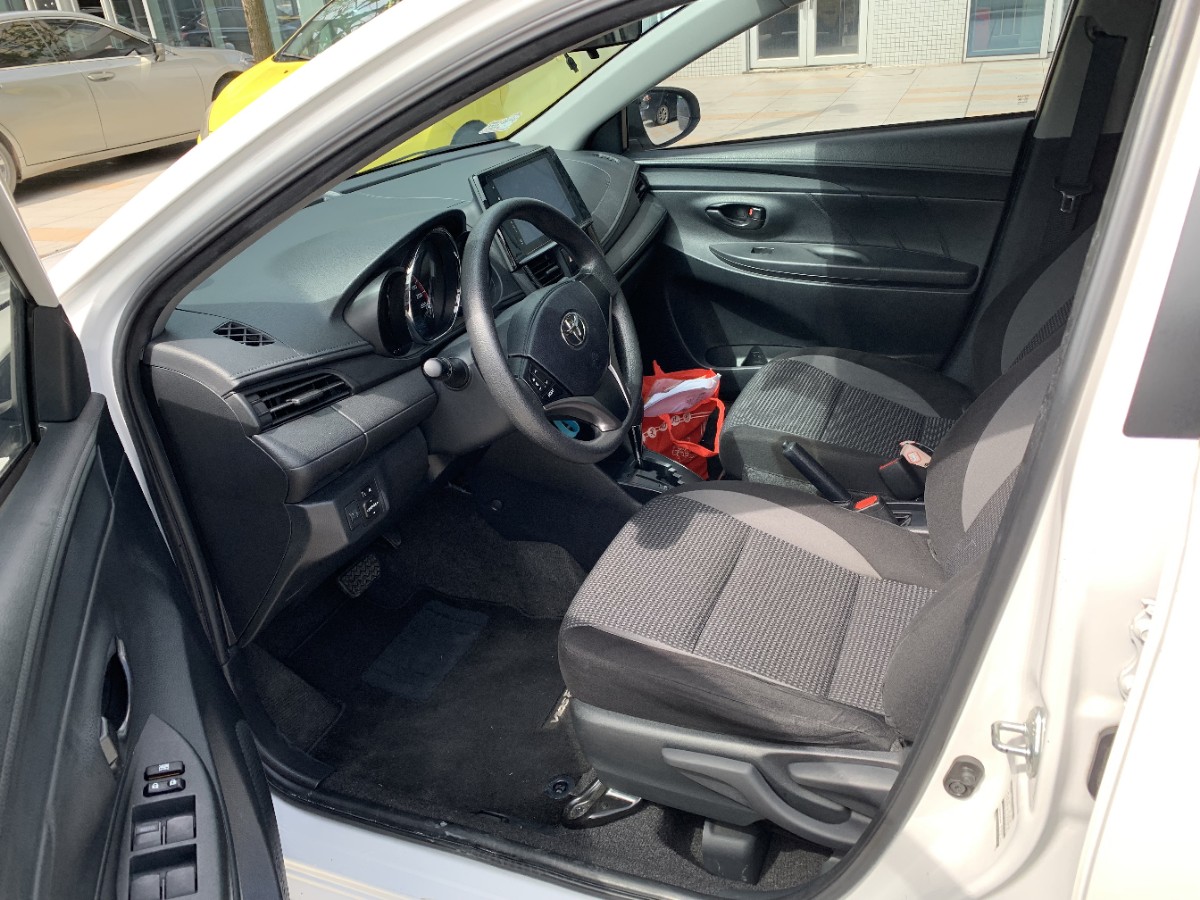 Toyota Vios 2021 изображение автомобиля #4