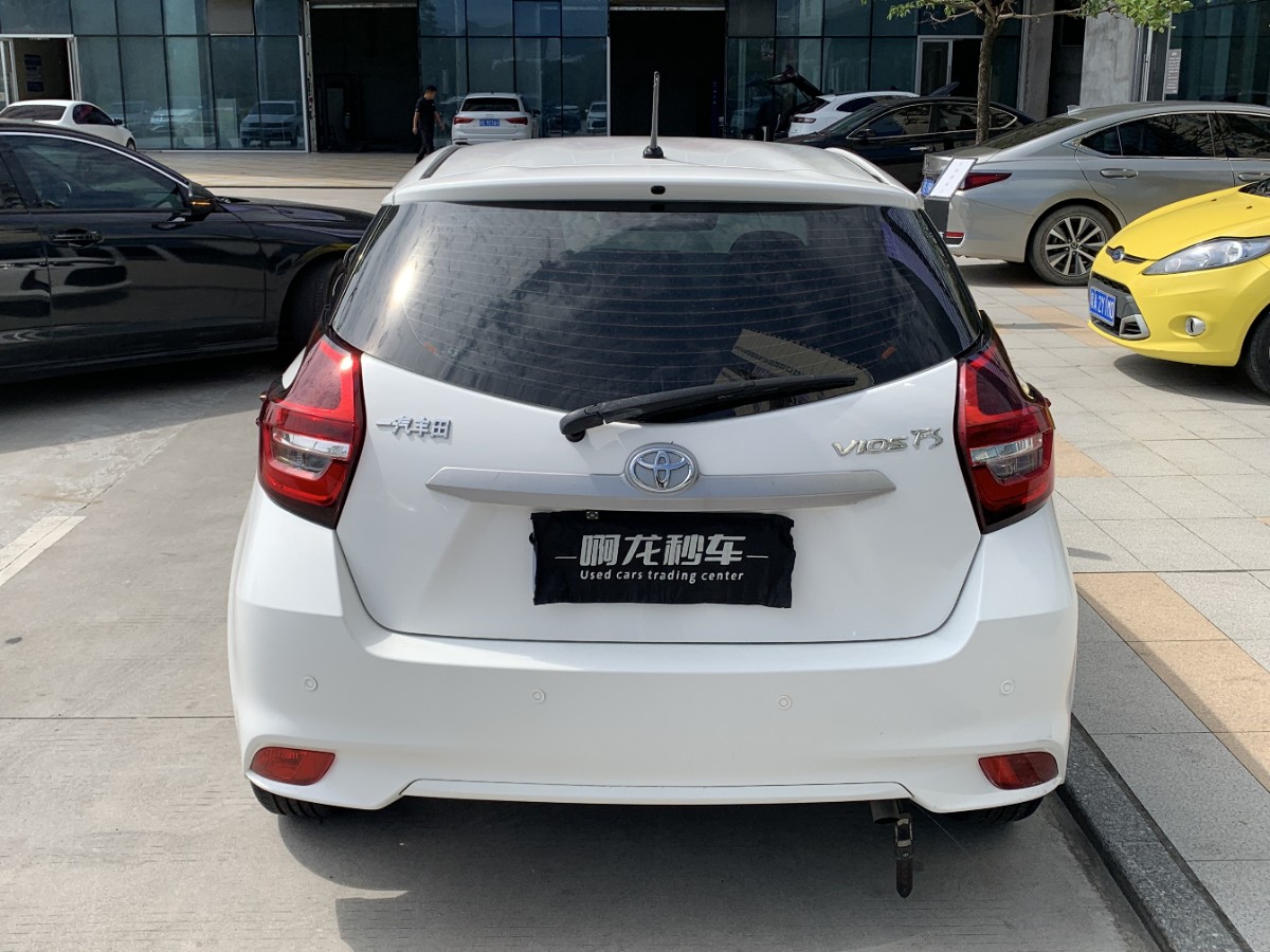 Toyota Vios 2021 изображение автомобиля #7