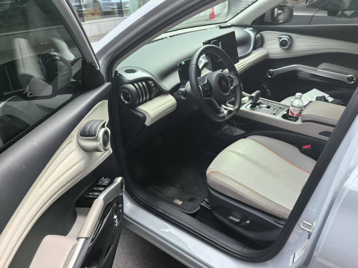 BYD Yuan Plus 2024 immagine di auto #2