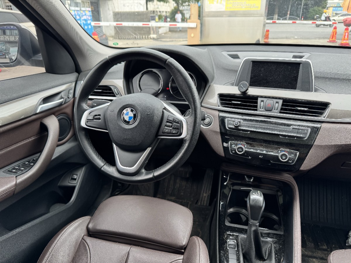 BMW X1 2019 #3 BMW X1 2019 car image #3