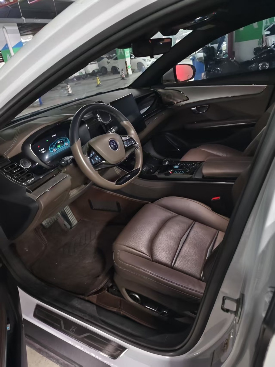 BYD Han 2021 #5 BYD Han 2021 car image #5