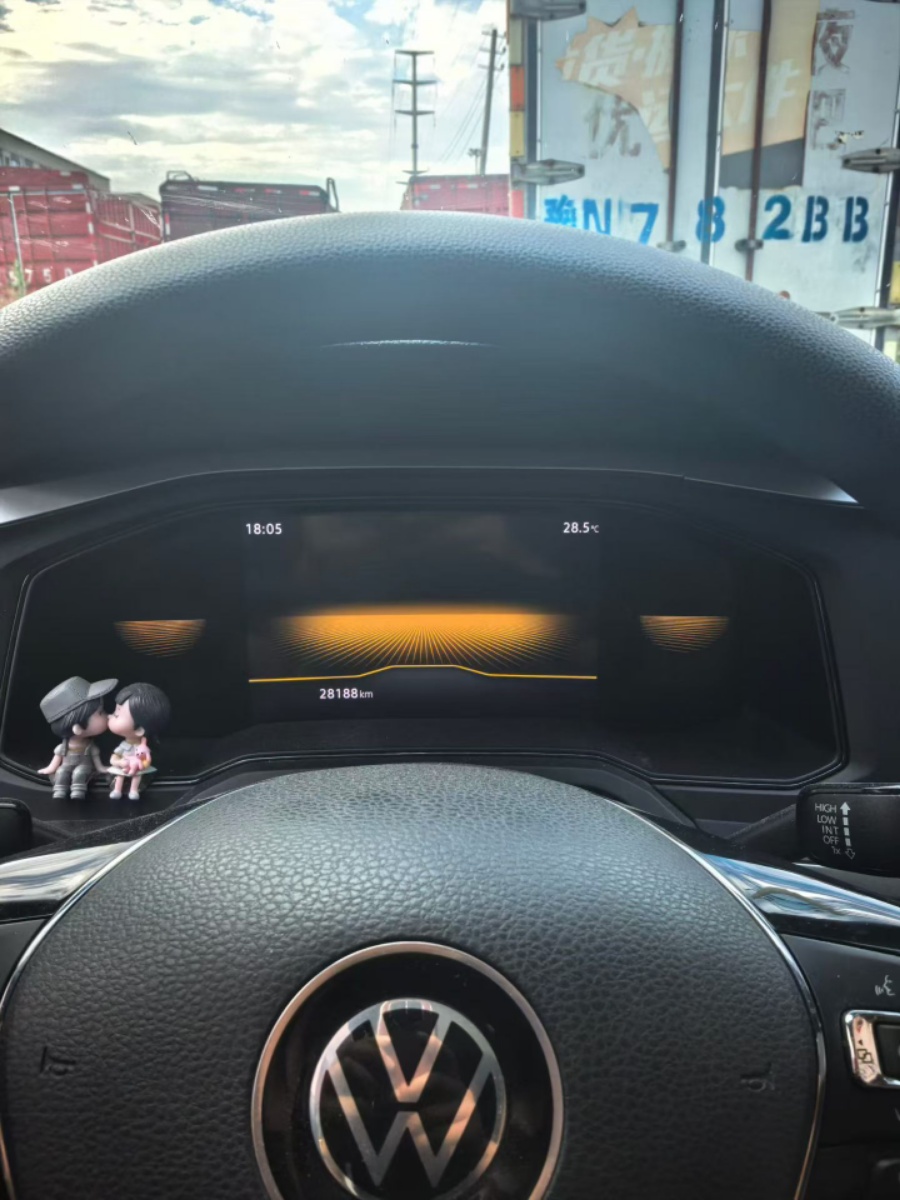 Volkswagen Polo 2023 immagine di auto #4