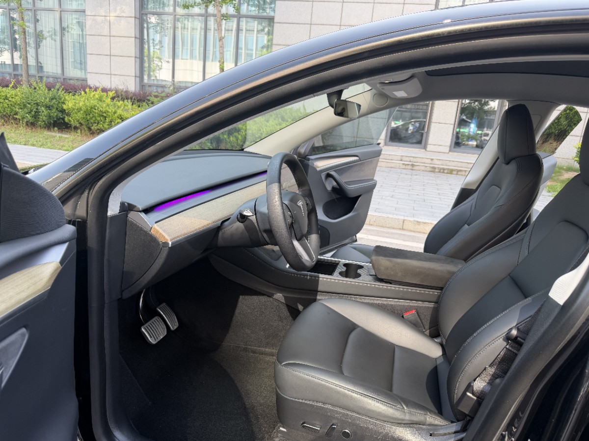 Tesla Model Y 2022 #6 Tesla Model Y 2022 car image #6