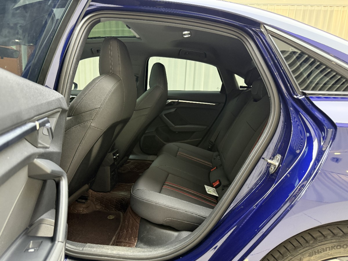Audi A3 2024 car image #6