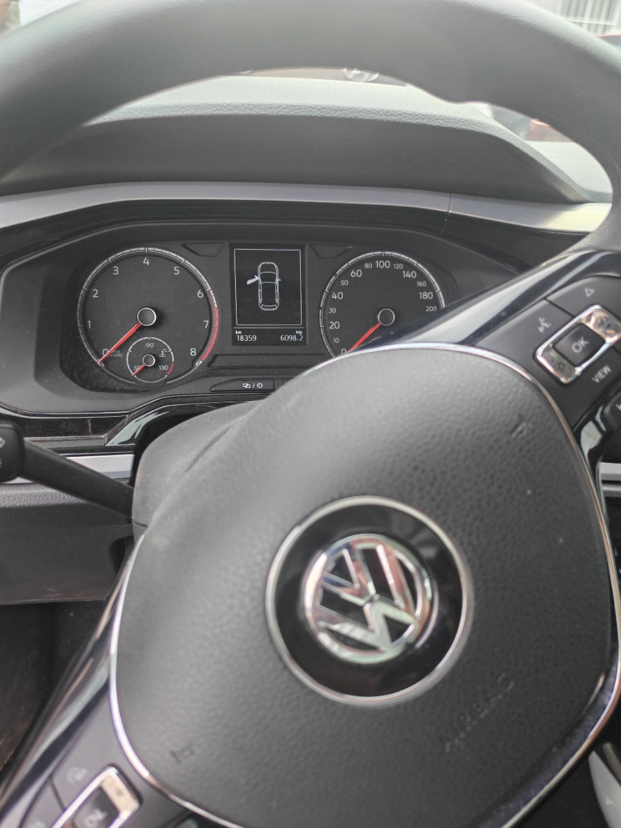 Volkswagen Polo 2020 car image #4